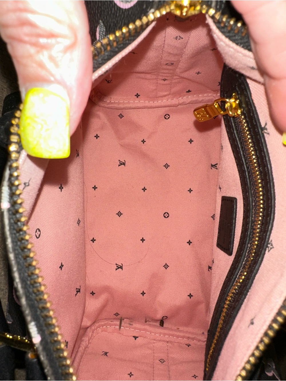 UNBRANDED FASHION BAG!!! - Picture 10 of 17